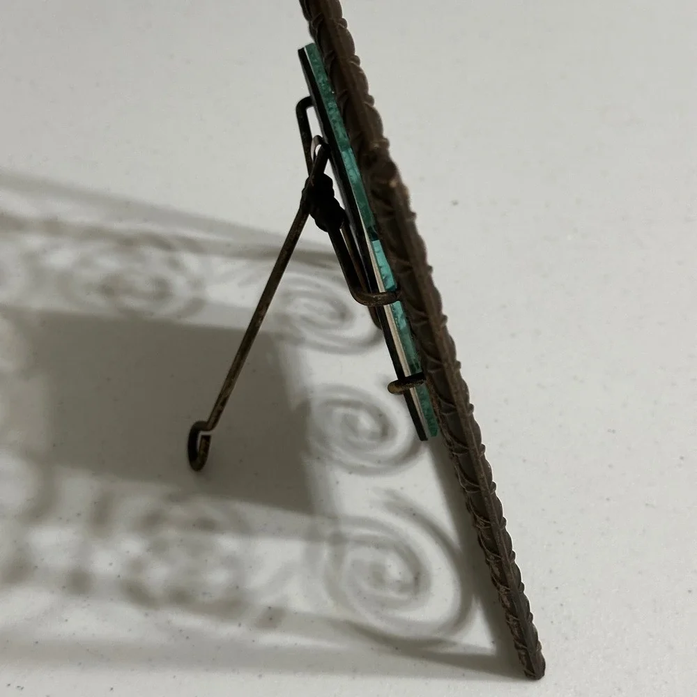 N/A square metal